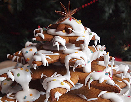 Χριστουγεννιάτικο δέντρο από μπισκότο